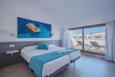 Caprice Skyline Aparthotel - 22