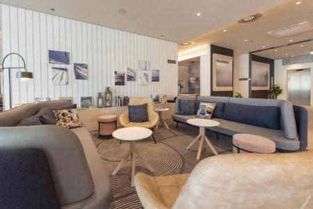 Hampton by Hilton - 1