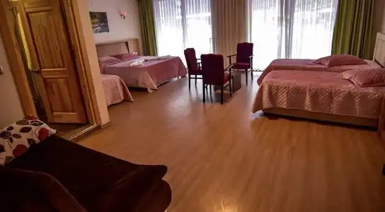 Green Palace Suite - 51