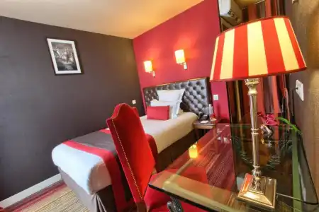 Trianon Rive Gauche - 33
