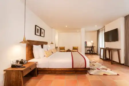 Roadhouse, Thamel, Kathmandu- Contemporary Boutique - 108