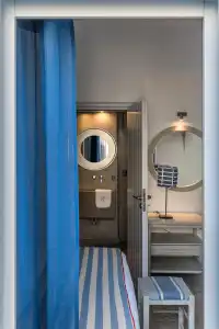 Blue Dolphins Apartments - 49