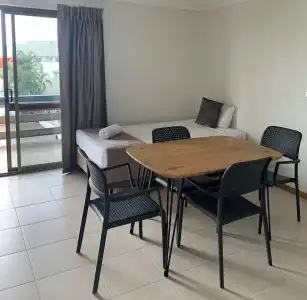 Airlie Beach Apartments - 15