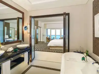 Rixos Marina Abu Dhabi - 10