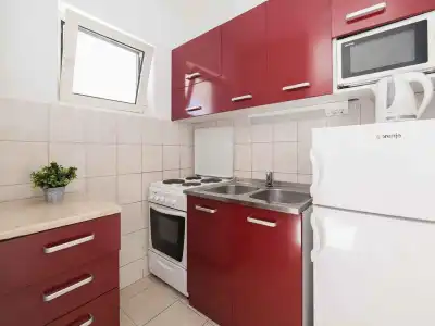 Maki Apartments - 11