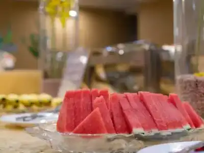 Highest Joints & Resort (Kunming Derun Center) - 1