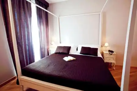 Home Sweet Home - 24
