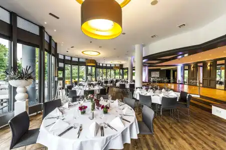 Best Western Plus Parkhotel - 29