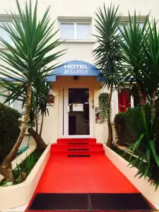 Hôtel Le Petit Château - 0