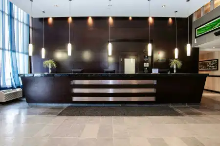 Sandmans & Suites Calgary West - 15