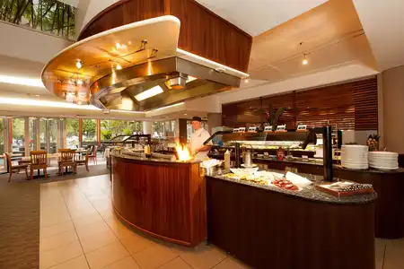 Rydges Esplanade Resort Cairns - 7
