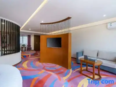 Highest Joints & Resort (Kunming Derun Center) - 17