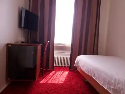 Astoria - 27