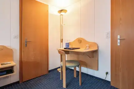 Bellevue - Traditional Swiss Hideaway - 46