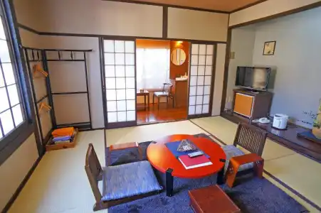 Yufu Ryochiku - 28
