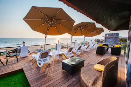 Royale Exotica - 11