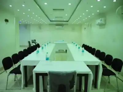 Taksh Inn - 14
