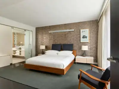 Smyth Tribeca - 138