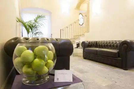 Palazzo dei Mercanti - Historical Residence - 1