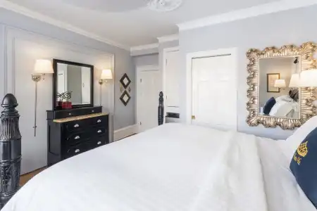 Queen Vic Guest House Provincetown Adults Only - 21