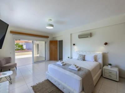 Meneou Seaside Mansion 7 - 3