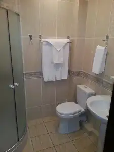 Arien Plaza - 18