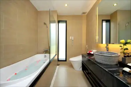 Hoi An Beach Resort - 60