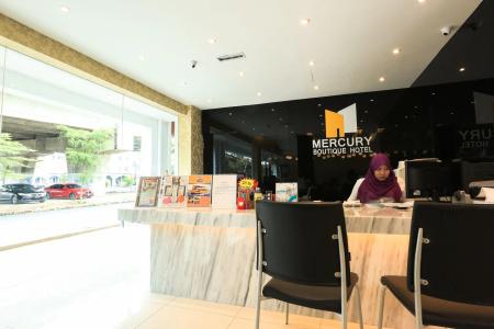 Mercury Boutique - 17