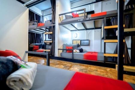 Episode 11 Hostel Sukhumvit - 34