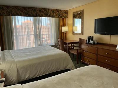 Holiday Inn & Suites Clearwater Beach by IHG - 44