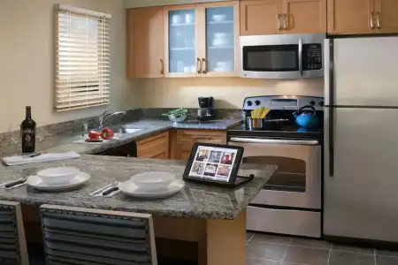 Sonesta ES Suites Montgomery - 13