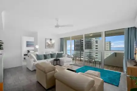 Baronnet Apartments - 195