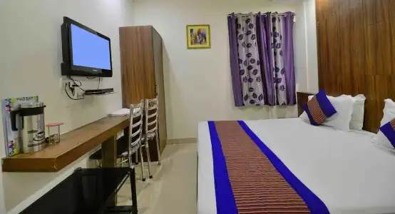 D Inn - 64