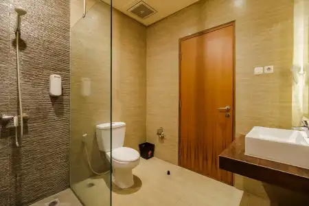 RedDoorz Plus near Ancol - 37
