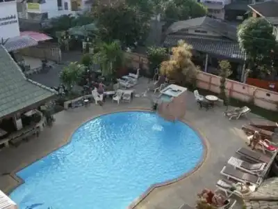 Top North Guest House - 11