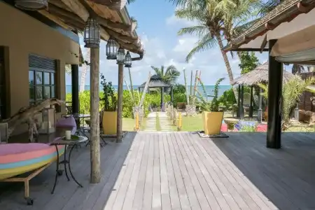 Villas des Alizes Beachfront Suites and Garden Villas - 19