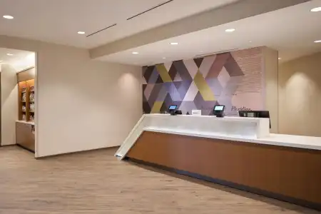 SpringHill Suites by Marriott - 13
