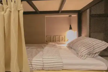 Chedi View Hostel & Rooftop Bar - 16