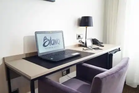 Blanq Carmen - 37
