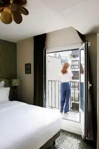 Hôtel de Charonne - 77