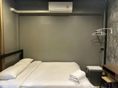 Premier Hostel - 53