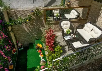 Royan Suites - 35