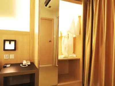 O2 Grand Suvarnabhumi Airport - Free Scheduled Shuttle from to Suvarnabhumi Airport - 44