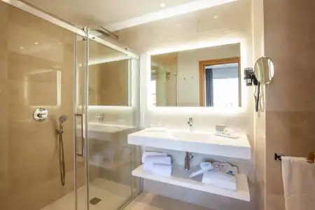 Grupotel Playa de Palma Suites & Spa - 8