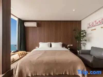 Mercure Chartres Est - 76