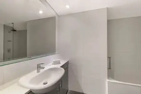 Adina Apartment Perth - 40