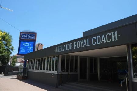 Adelaide Royal Coach - 13