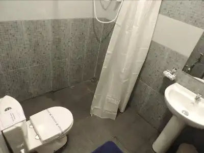 VILLA 92 - City - Hostel - 6