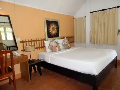 Lawana Escape Beach Resort - 58