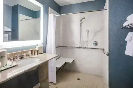 Wingate by Wyndham - Orlando International Airport - 9